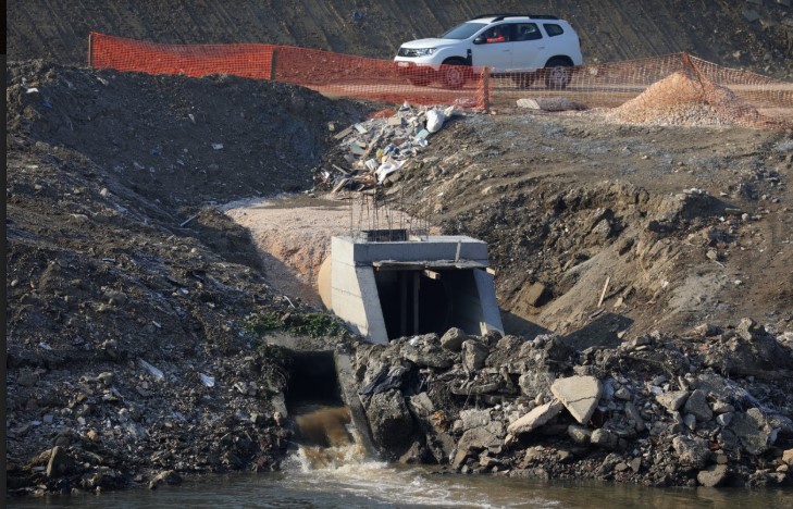 Првиот човек на ЕС направи  увид на работите за изградба на колектори за отпадни води на Вардар