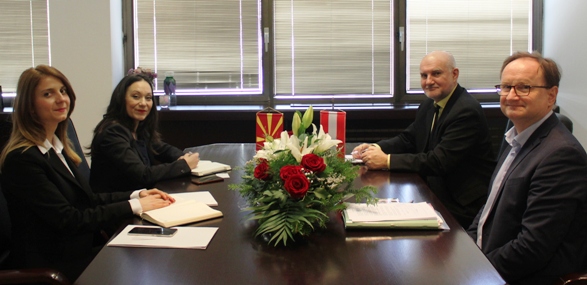 Вуцас задоволен од конструктивноста и позитивноста на министерката Мизрахи