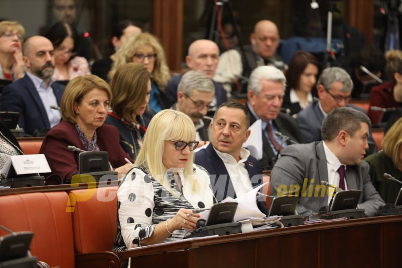 Дескоска успешно ја игра улогата на адвокат на мафијата