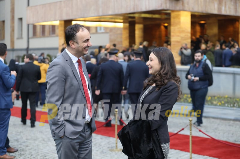 Мизрахи ја разрешија брзопорезно, Чулев го држат за да има на кого да се вадат