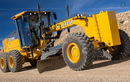 Исти ама сепак не биле исти: Српската фирма појаснува дека Шекеринска купила поскапа машина „Грејдер“