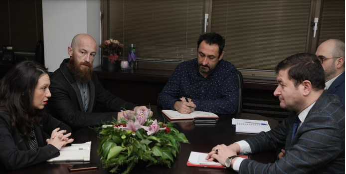 Мизрахи оствари средба со директорот на Агенцијата за примена на јазикот