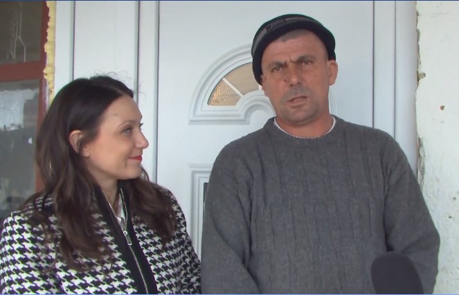 Министерката Мизрахи во посета на многудетното семејство Комненови