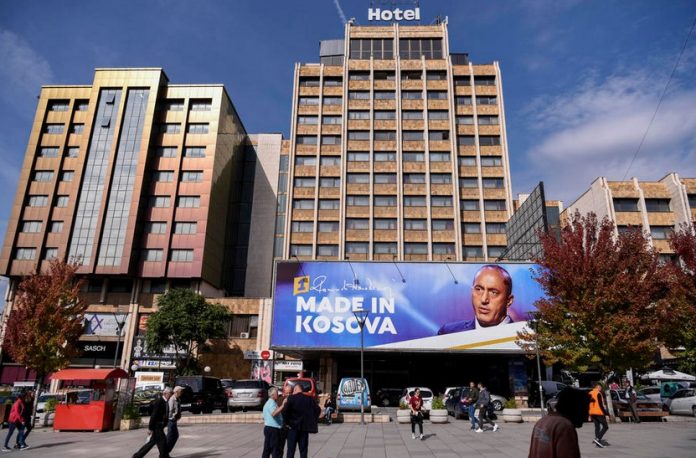Косово ги затвора кафулињата и трговските центри, го прекинува јавниот превоз, од 16 март и авиолиниите