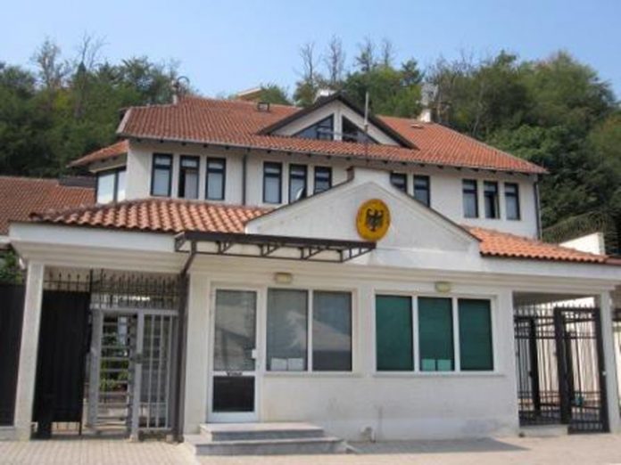 Се затвора визното и конзуларно одделение на германската амбасада