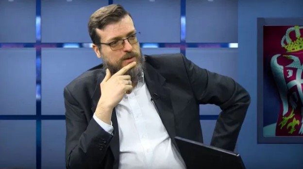 Заев зел 10 милијарди евра за милион мигранти во Македонија, тврди српски пратеник