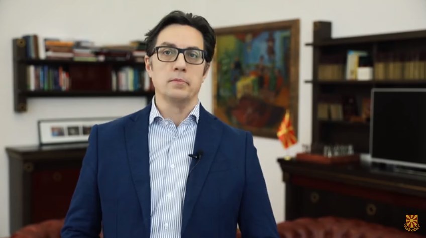 Пендаровски со кураж до граѓаните: Ве молам не паѓајте со духот, ќе издржиме!