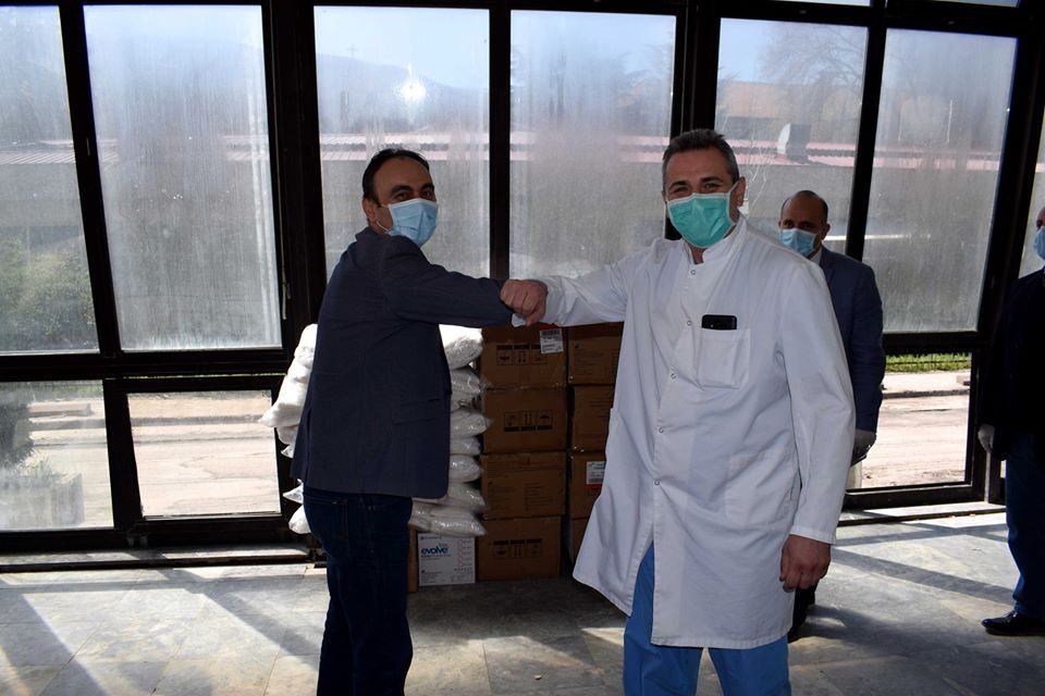 Заштитна опрема од МВР за медицинскиот персонал од „8-ми Септември“, ИЈЗ и Ургентен