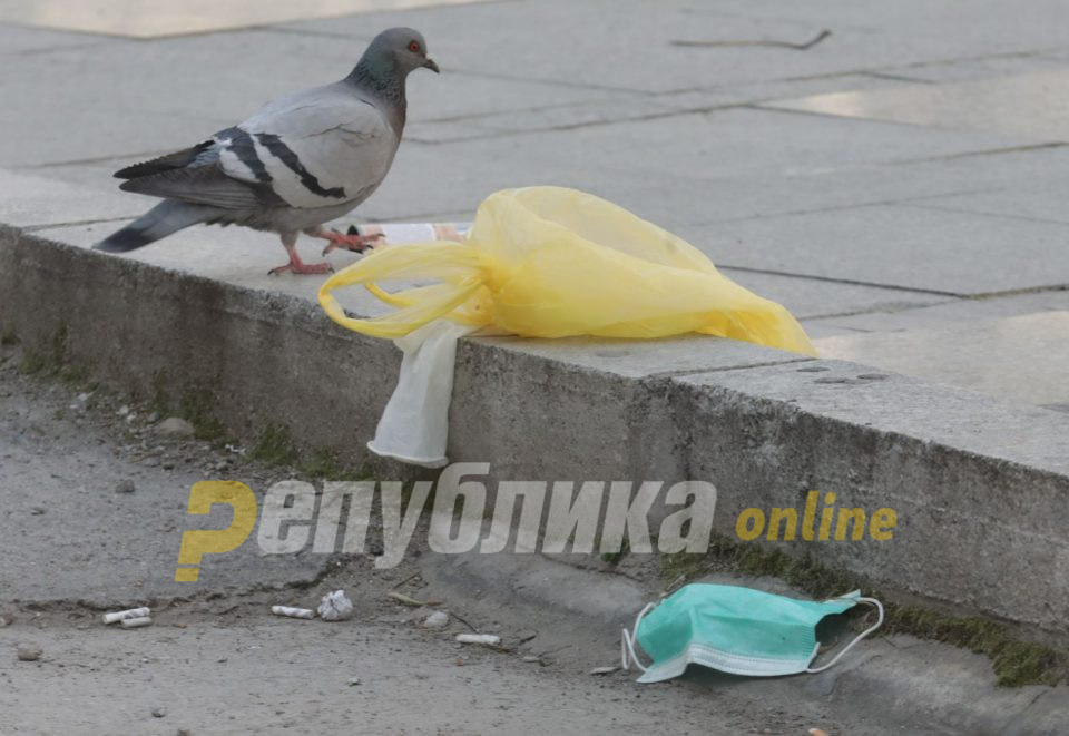 Бројките повторно растат: Четворица скопјани и еден штипјанец починаа од ковид-19, регистирани нови 807 заболени