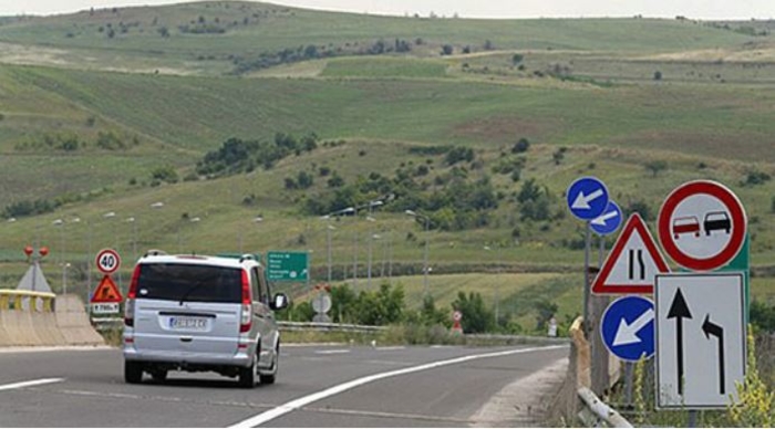 Сообраќајот без забрани, по суви коловози