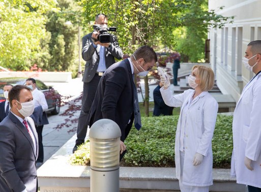 Прво проценка на здравствената ситуација, а потоа договор за избори: Лидерите го прифатија планот на Мицкоски