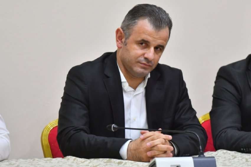 Ганиу му пиша на Шилегов: Немате причина да бидете горди!