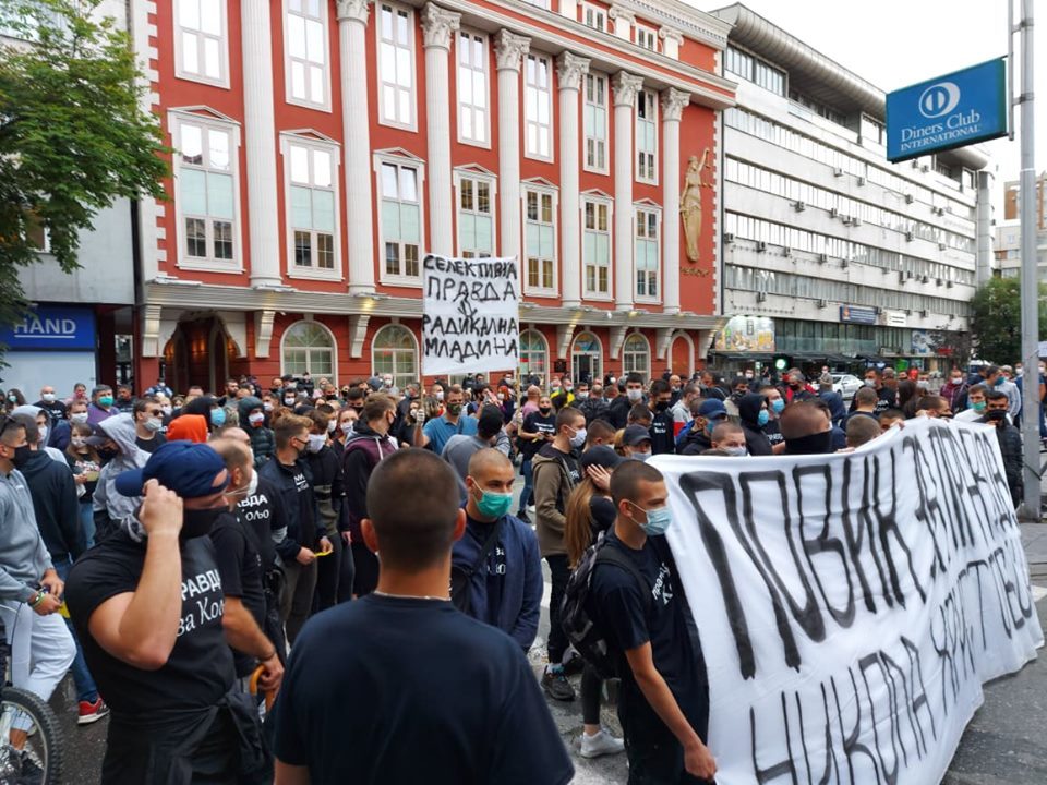 Младите дадоа жолт картон за судството, се маршираше за правда за Кољо