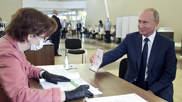 Русите му дадоа можност на Путин да остане на власт до 2036 година