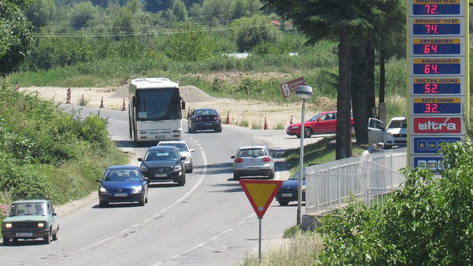 Поради снимање филм – регионалниот пат од Охрид кон Струга утре затворен за сообраќај