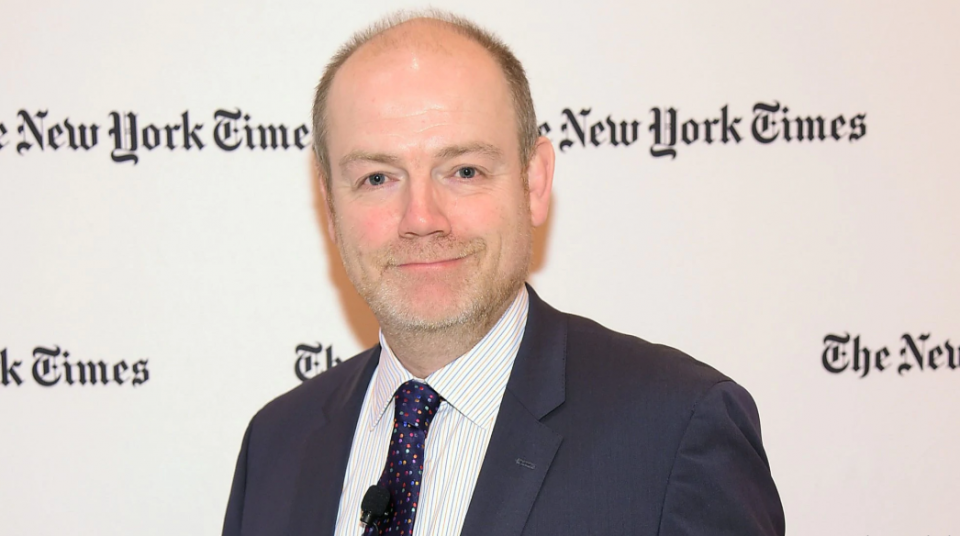 Генералниот директор на „Њујорк тајмс“ заминува со пакет акции вредни 37 милиони долари