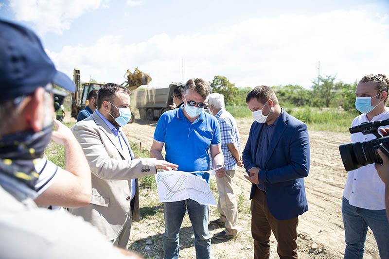 Шилегов: Во Скопје има 140 дивоградби, но градот нема ингеренции врз нив