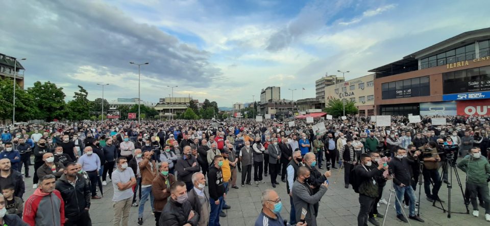 Во петок протест против поскапувањето на струјата