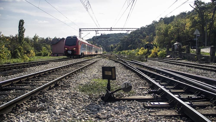 Во прекин железничкиот сообраќај на релација Скопје-Битола