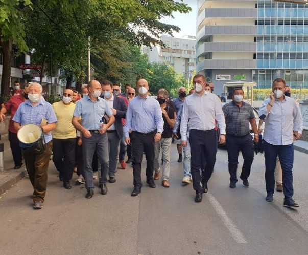 ВО ЖИВО: Протест на ВМРО-ДПМНЕ против поскапувањето на струјата