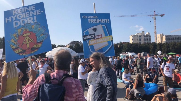 Во Германија нови протести против антикорoна мерките