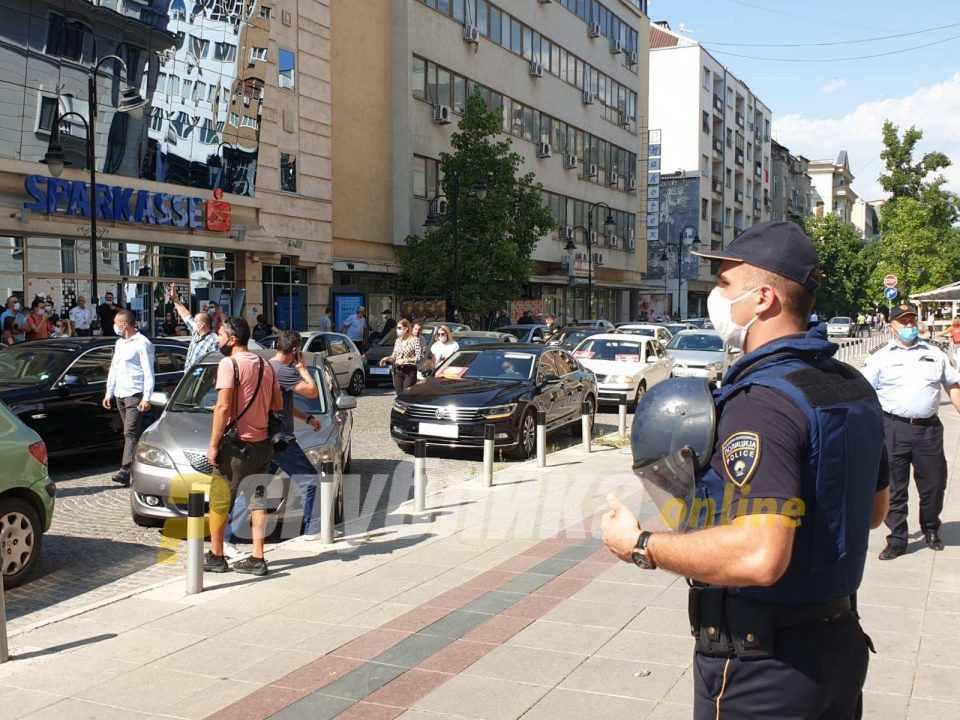 Зошто ги заборавивте полицајците?