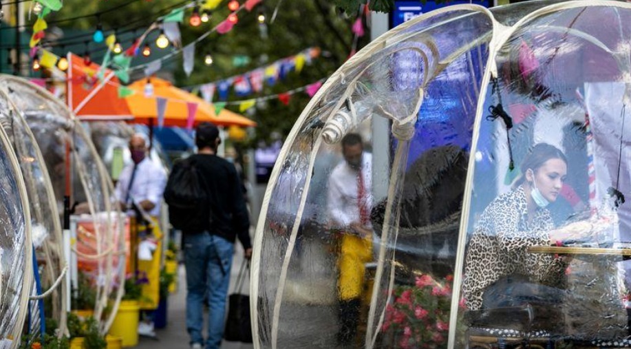 Њујорк се „затвора“ во петок во 22 часот