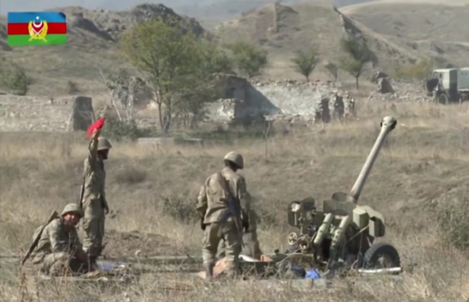 Крај на борбите во Нагорно Карабах: Мировниот договор предвидува распоредување руски мировни сили