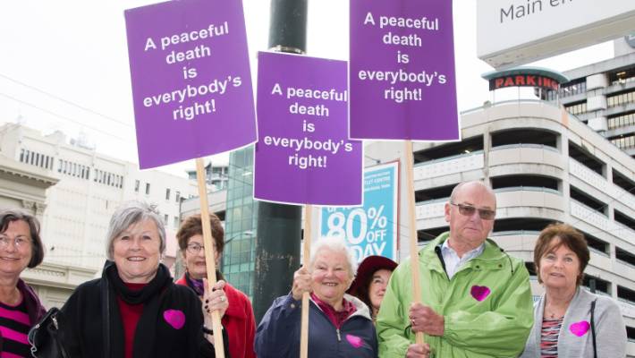 Граѓаните на Нов Зеланд на референдум се изјаснија за еутанизаја и против легализација на марихуната