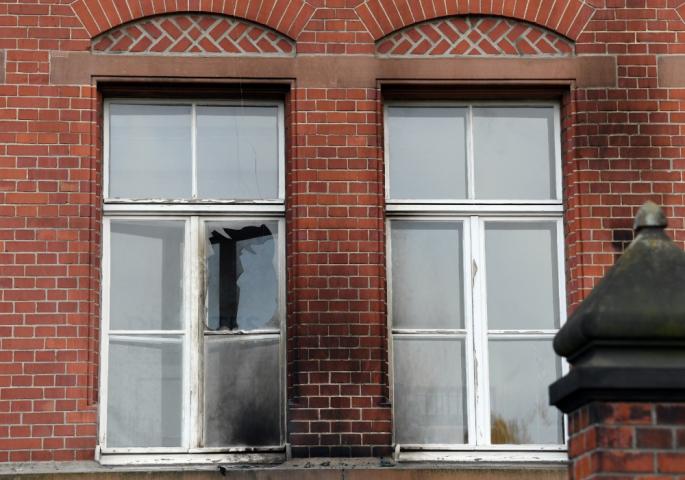 Фрлен молотов коктел на Институтот за заразни болести „Роберт Кох“ во Берлин