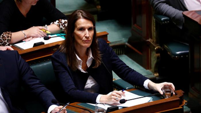 Белгиска министерка заврши на интензивна нега поради ковид-19