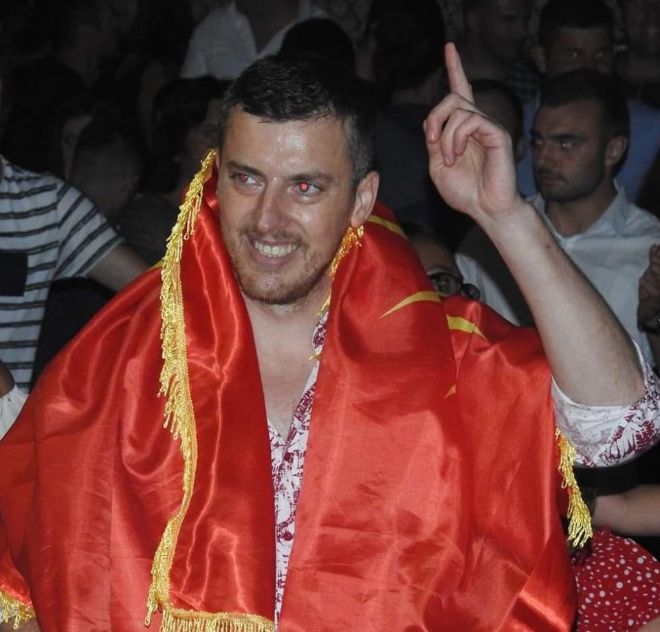 Кога јас протестирав против овој режим ме праевте будала и пеевте на нивните митинзи