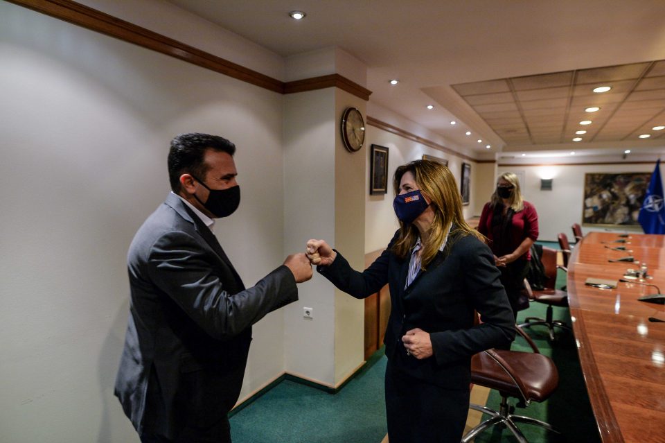 Средба Заев-Брнз: Заедничка цел е Македонија да ги почне преговорите со ЕУ до крајот на оваа година