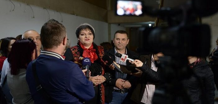 Унијата на ЗМСТАС контра Филипче: Не е безбедно учениците од медицинските училишта да се ангажираат во ковид центрите