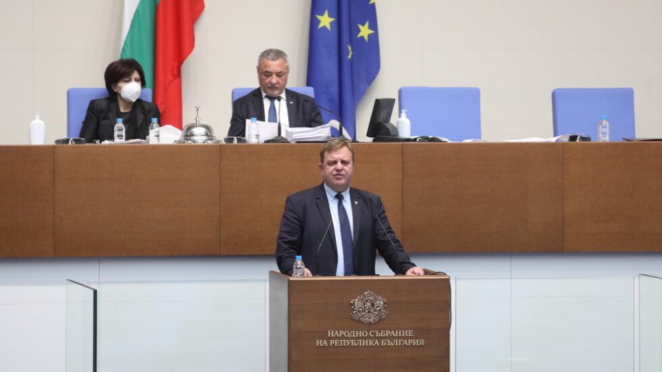 Каракачанов и пред Парламентот: Нема „да“ за преговори со говор на омраза и без ревизија на историјата