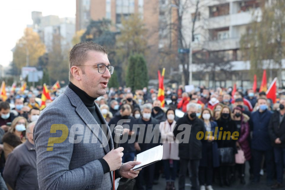 Мицкоски: Заев е подготвен да ја плати секоја цена, ама тоа ако може да го плати со туѓи синови и ќерки