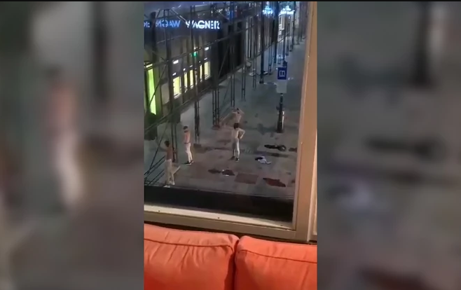 Четворица терористи во Виена и се предадоа на полицијата