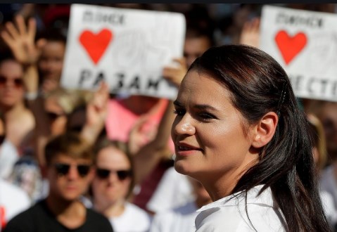 Самопрогласената лидерка на Белорусија во егзил сака да се сретне со Бајден