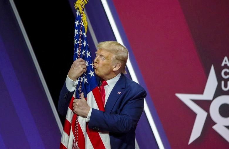 Tрамп нема намера да си поднесе оставка, импичмент нема да има