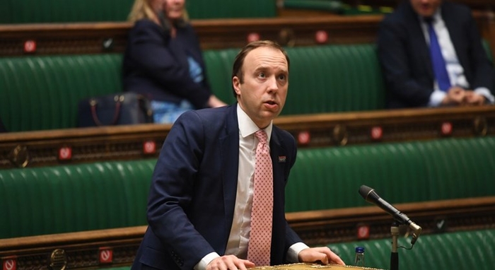 Британски министер тврди: Новиот вид на коронавирус е надвор од контрола