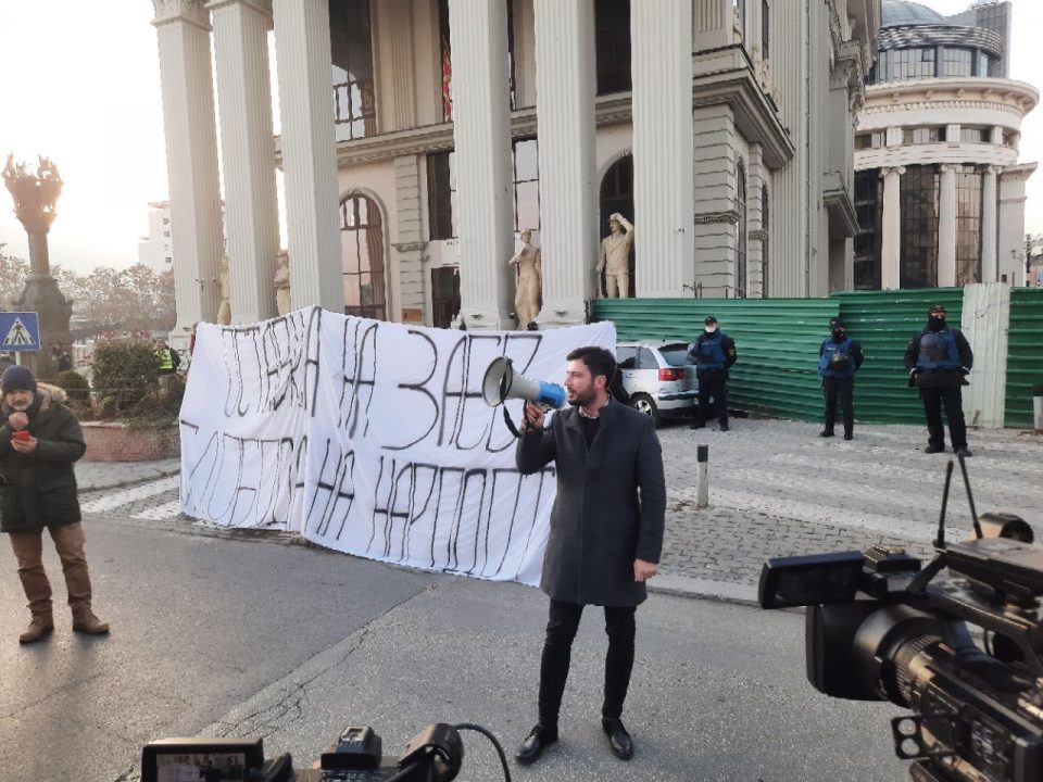 Јорданов: Оставка на Заев, доста со понижувањата