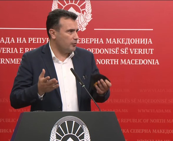 Заев: Ја разбираме одлуката на Србија да го суспендира патувањето без ПЦР тест, го прават на барање од европски земји