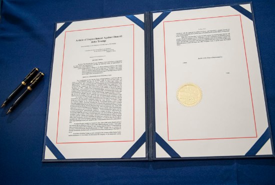 Tрамп отповикан но ќе ја задржи функцијата до крајот на мандатот