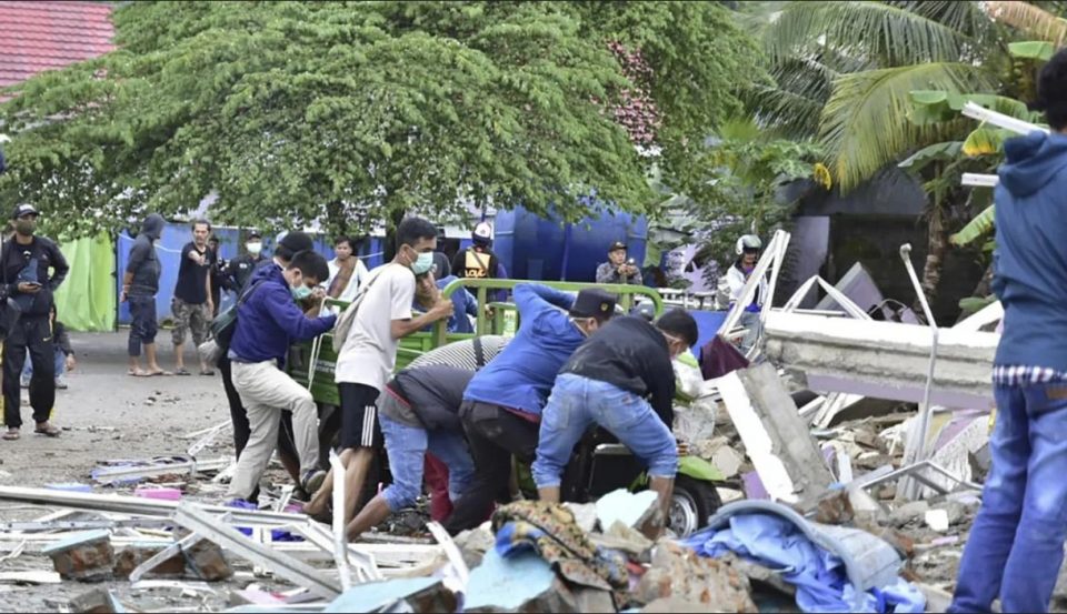 Силни земјотреси во Индонезија и Гватемала: Голема штета, се бројат жртви