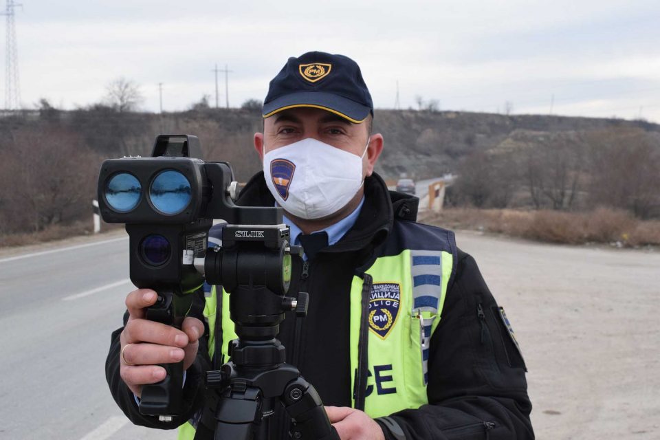 Во Скопје санкционирани 186 возачи, 68 за брзо возење, 14 без возачка