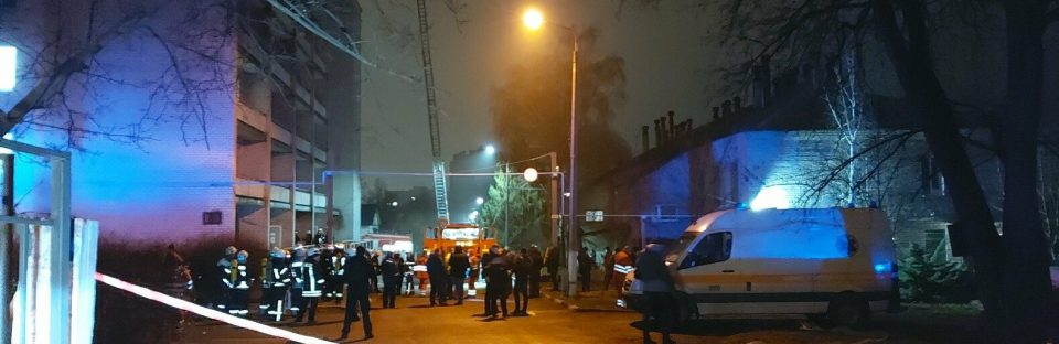 Тројца пациенти и лекар загинаа во пожар во болница во Украина