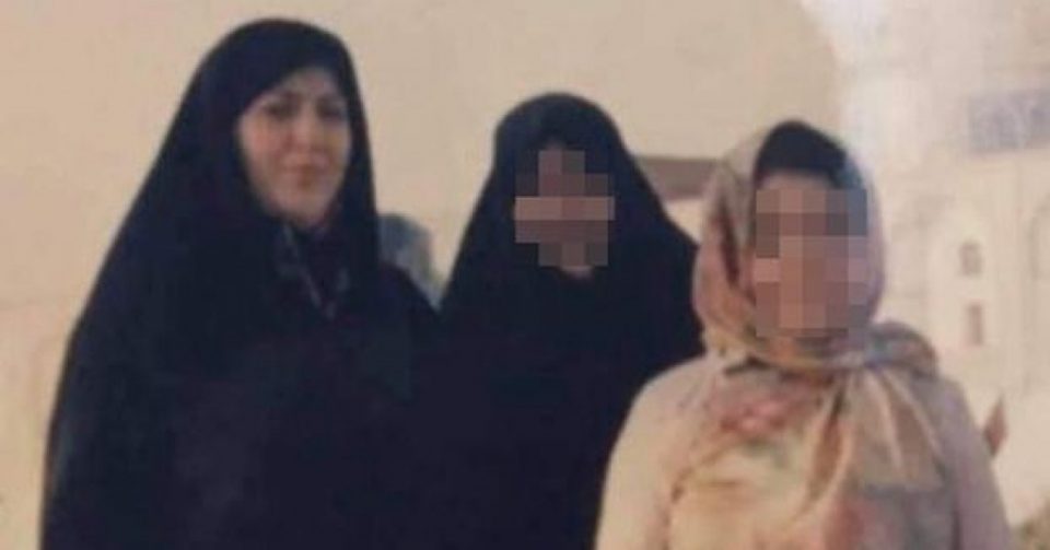 Обесиле жена што починала од срцев удар, само за сврквата да може да ѝ го тргне столчето од под нозе