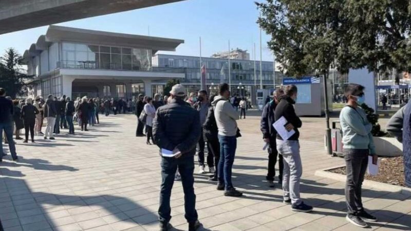 Тие што немаат закажан термин за вакцинација во Србија, нема да бидат вакцинирани