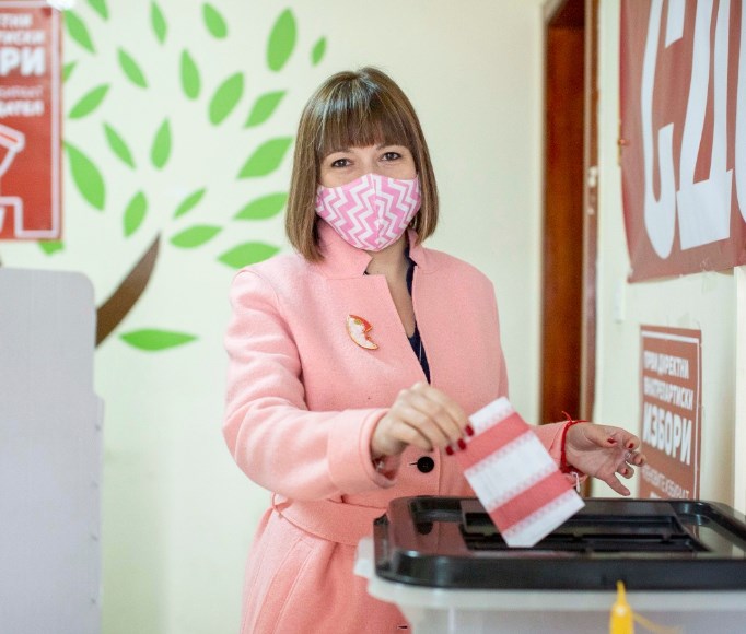 Спијте мирно, Царовска вели дека ситуацијата со короната е стабилна