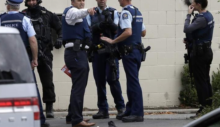 Вооружен напад во Чикаго, две лица убиени